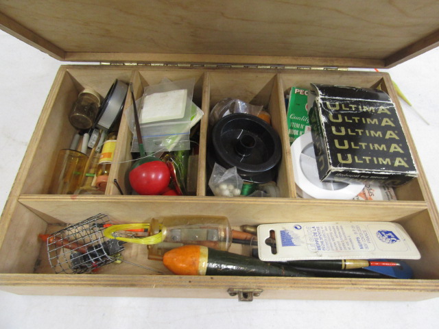wooden fishing tackle box with contents - Image 2 of 2
