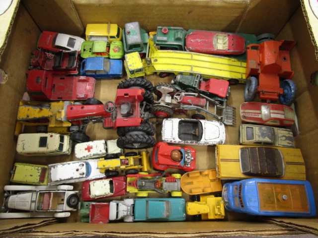 Tray die cast vehicles