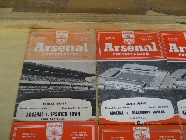 33 Mostly 1960's Arsenal football programs - Image 14 of 19