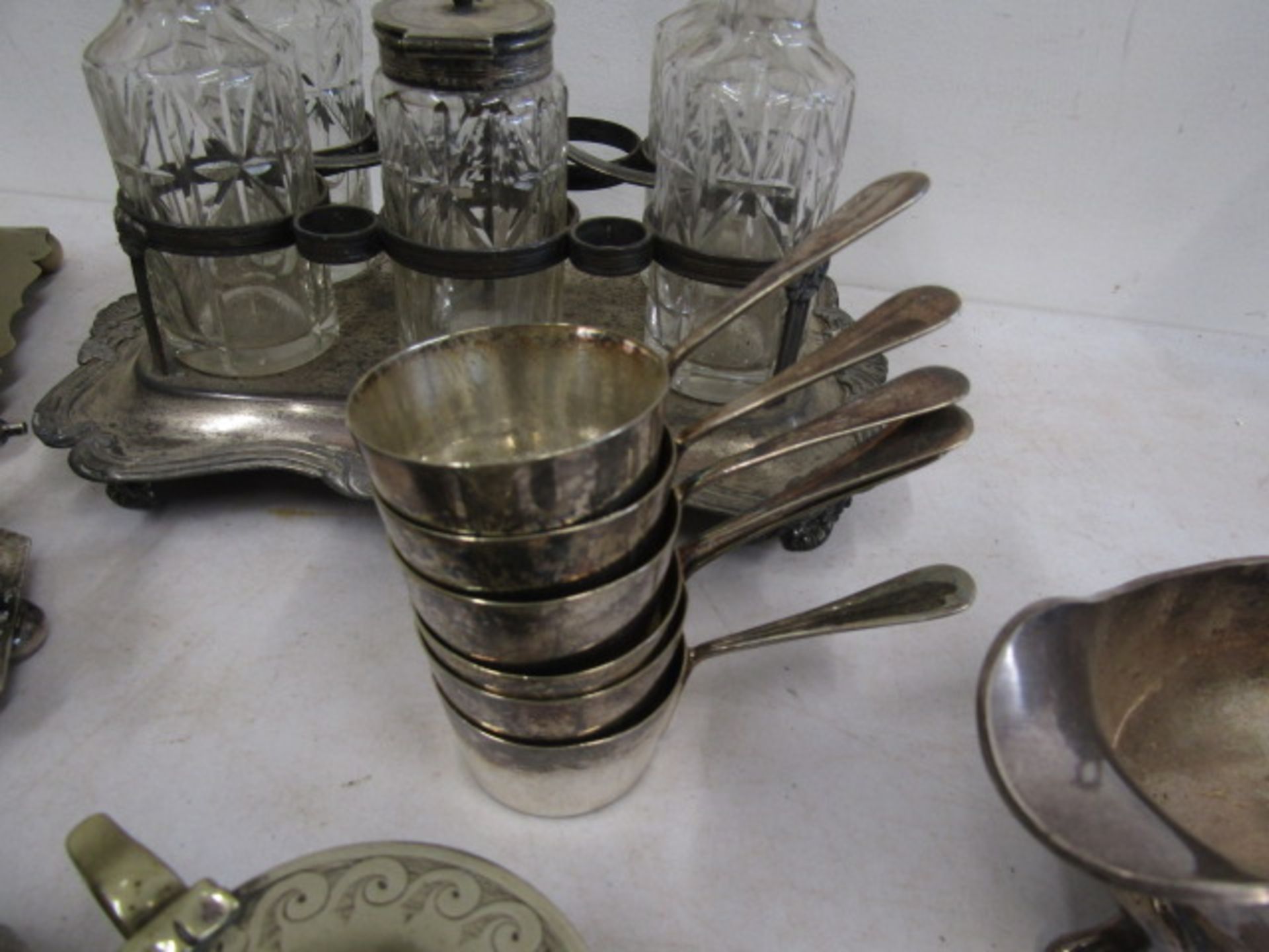 Cruet sets and metal table wares - Image 6 of 6