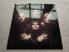 Queen II Original Near Mint UK Vinyl LP with laminated Gatefold sleeve & Inner