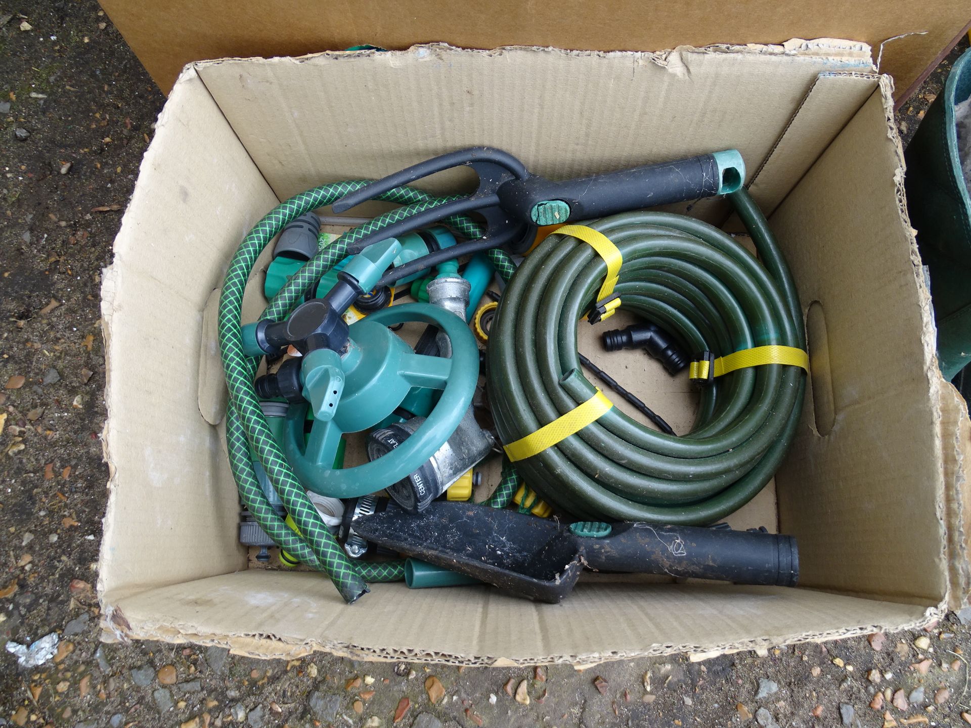 Hose with reel and hose fittings etc - Image 2 of 2