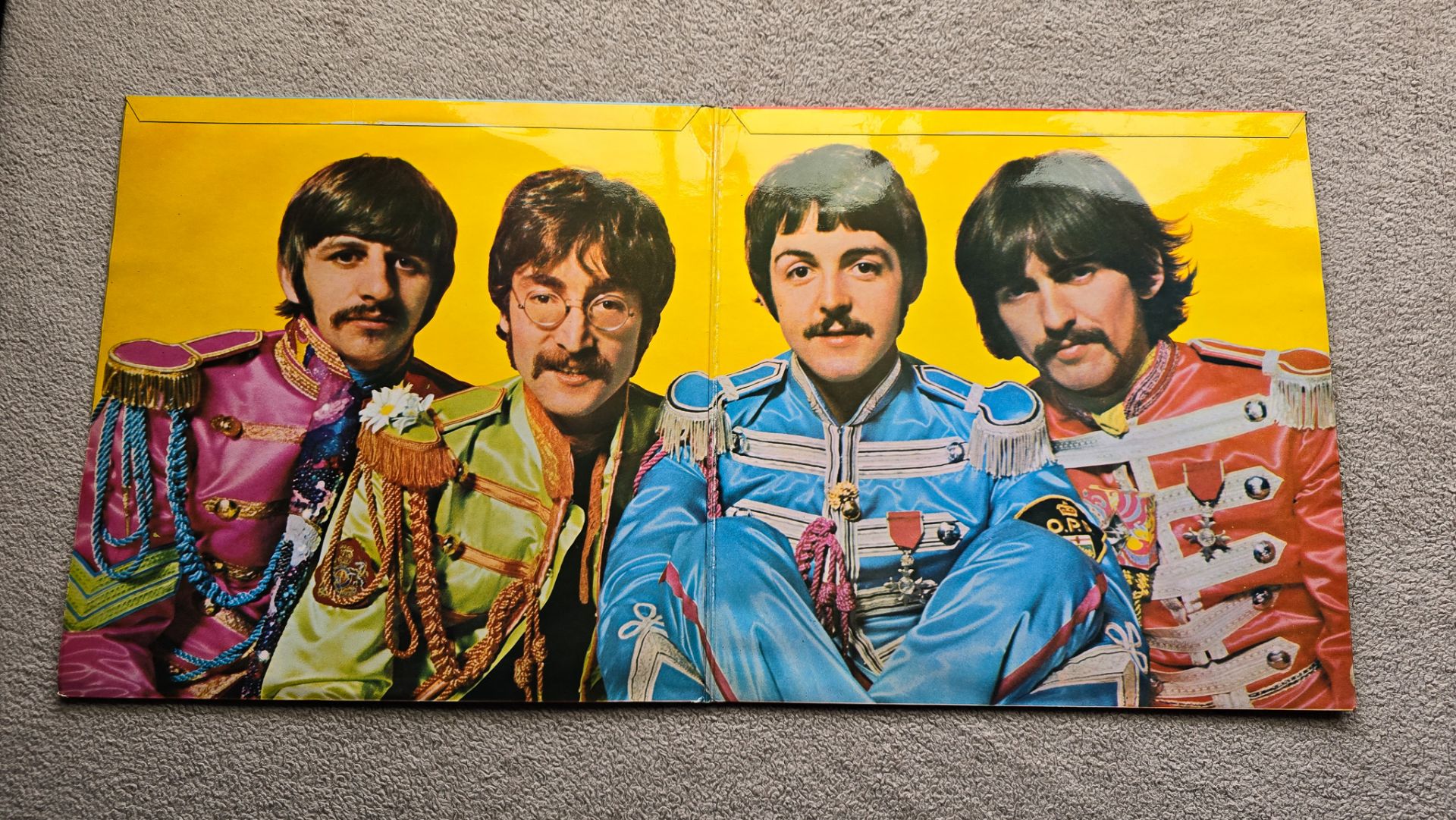 The Beatles – Sgt. Pepper's Lonely Hearts Club Band 1967 Stereo UK Vinyl LP - Image 6 of 9