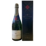 One bottle of Moet & Chandon Champagne in box 12.5%col. 75cl