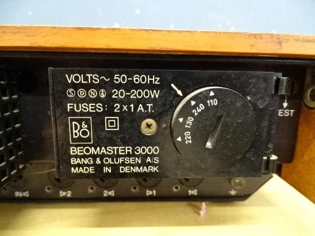 Vintage Bang & Olufsen Beomaster 3000 tuner/amplifier from a house clearance (outer casing is - Image 5 of 7