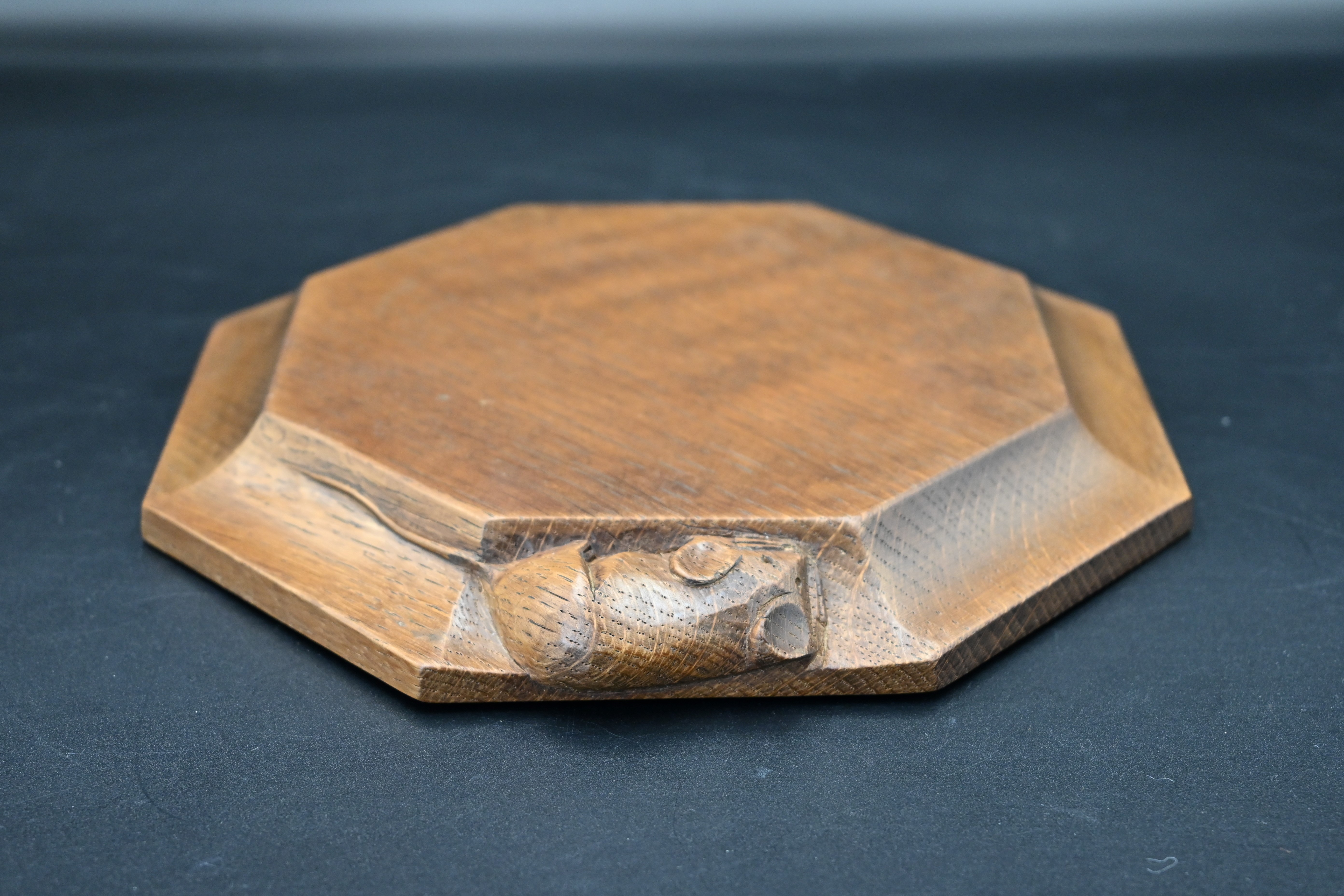 Mouseman - an oak octagonal cheeseboard / pot stand with a mouse signature, by the workshop of - Image 3 of 6