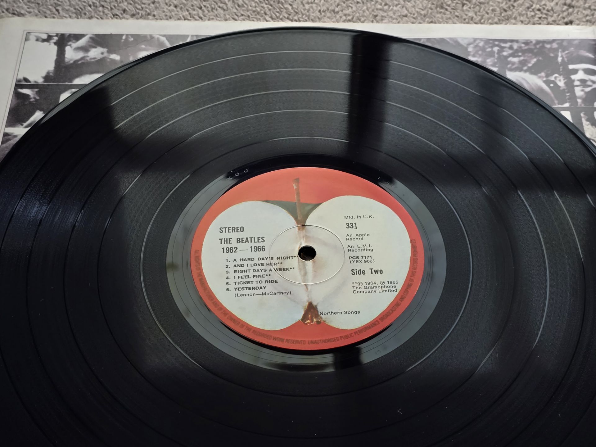 The Beatles – 1962-1966 Red Album Near Mint 1973 UK Vinyl LP - Image 10 of 11