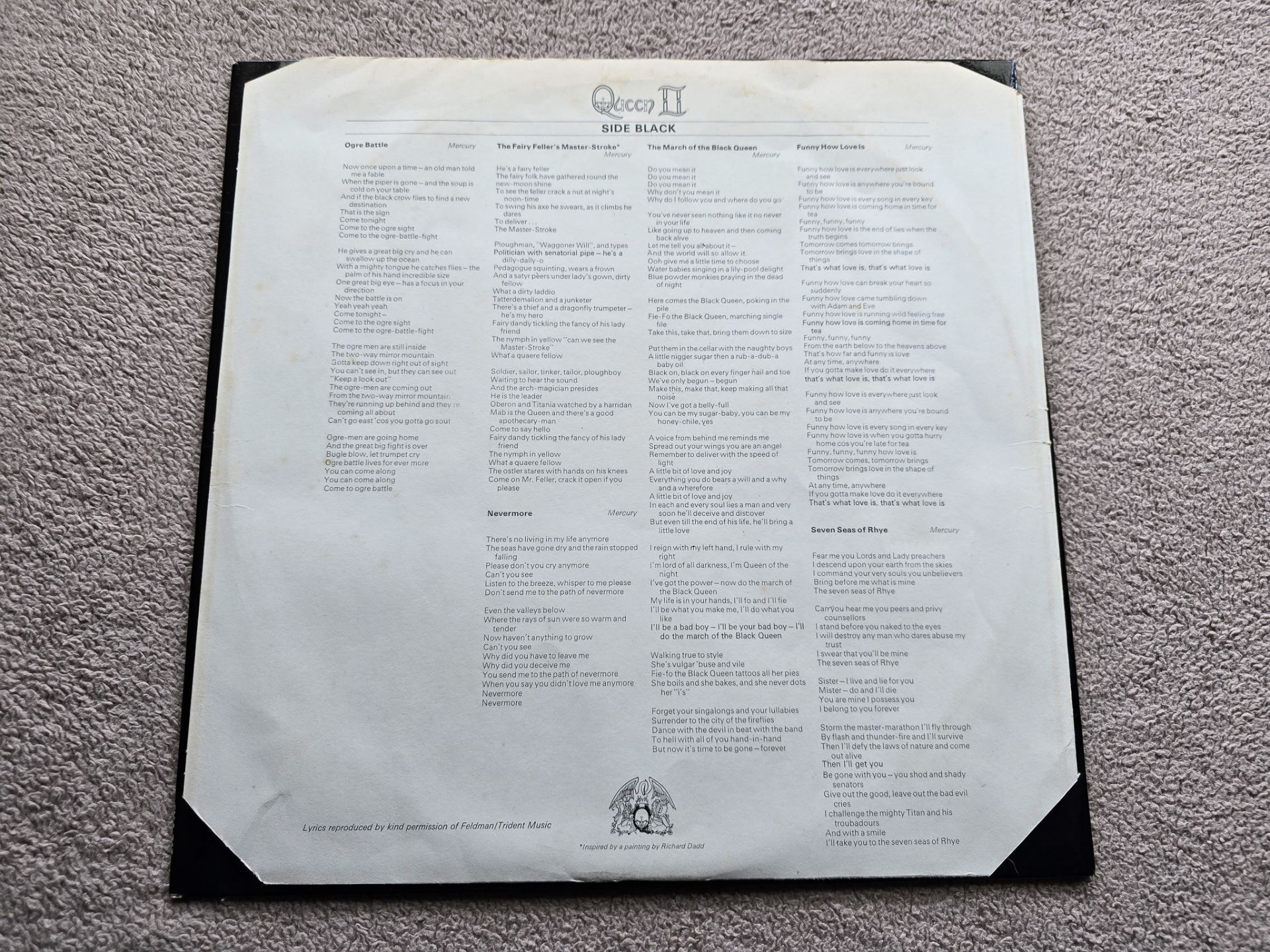 Queen II Original Near Mint UK Vinyl LP with laminated Gatefold sleeve & Inner - Image 7 of 9