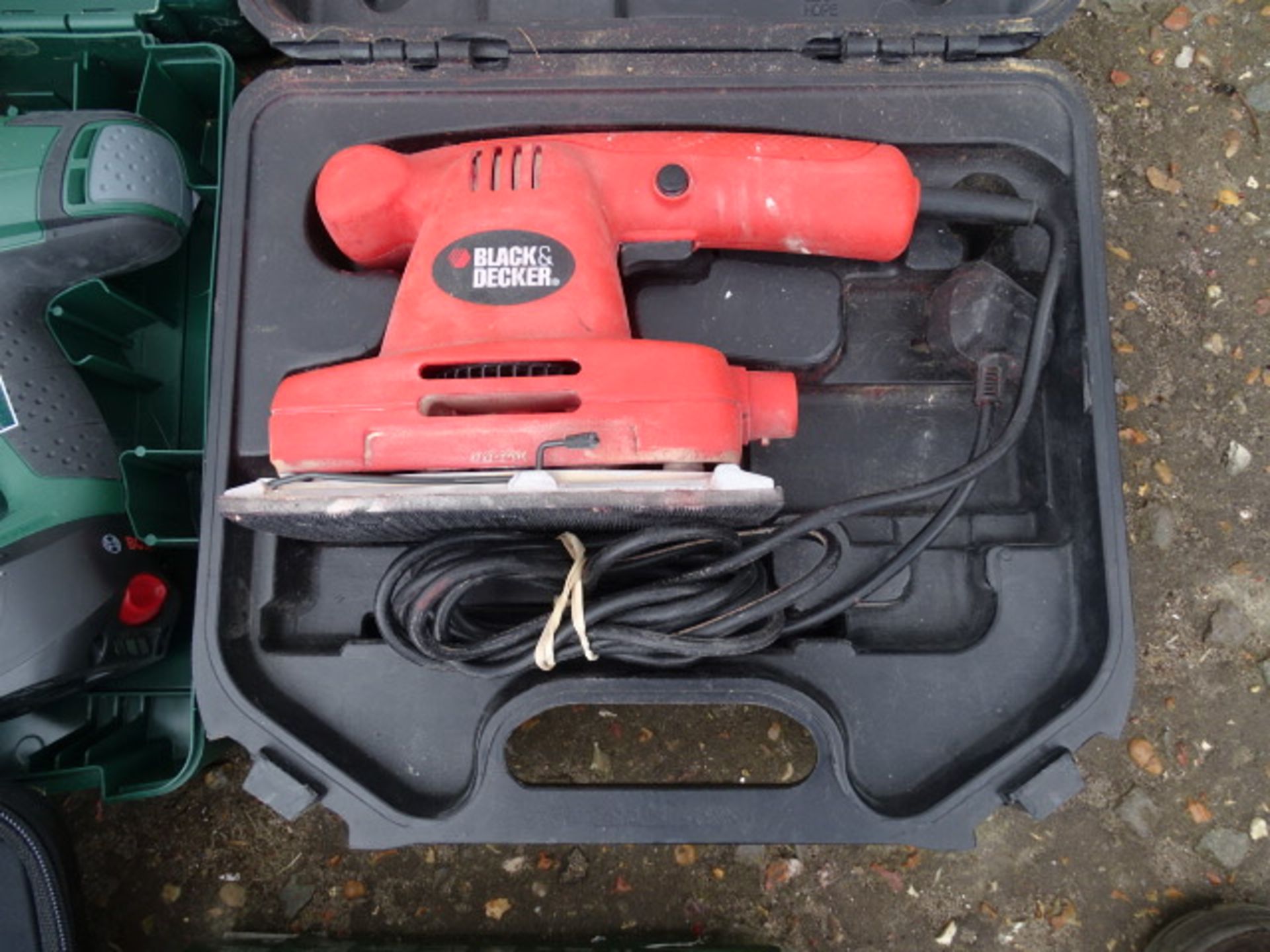 Bosch cordless lithium drill, garden trimmer and Black & Decker sander, all from a house clearance - Image 2 of 7