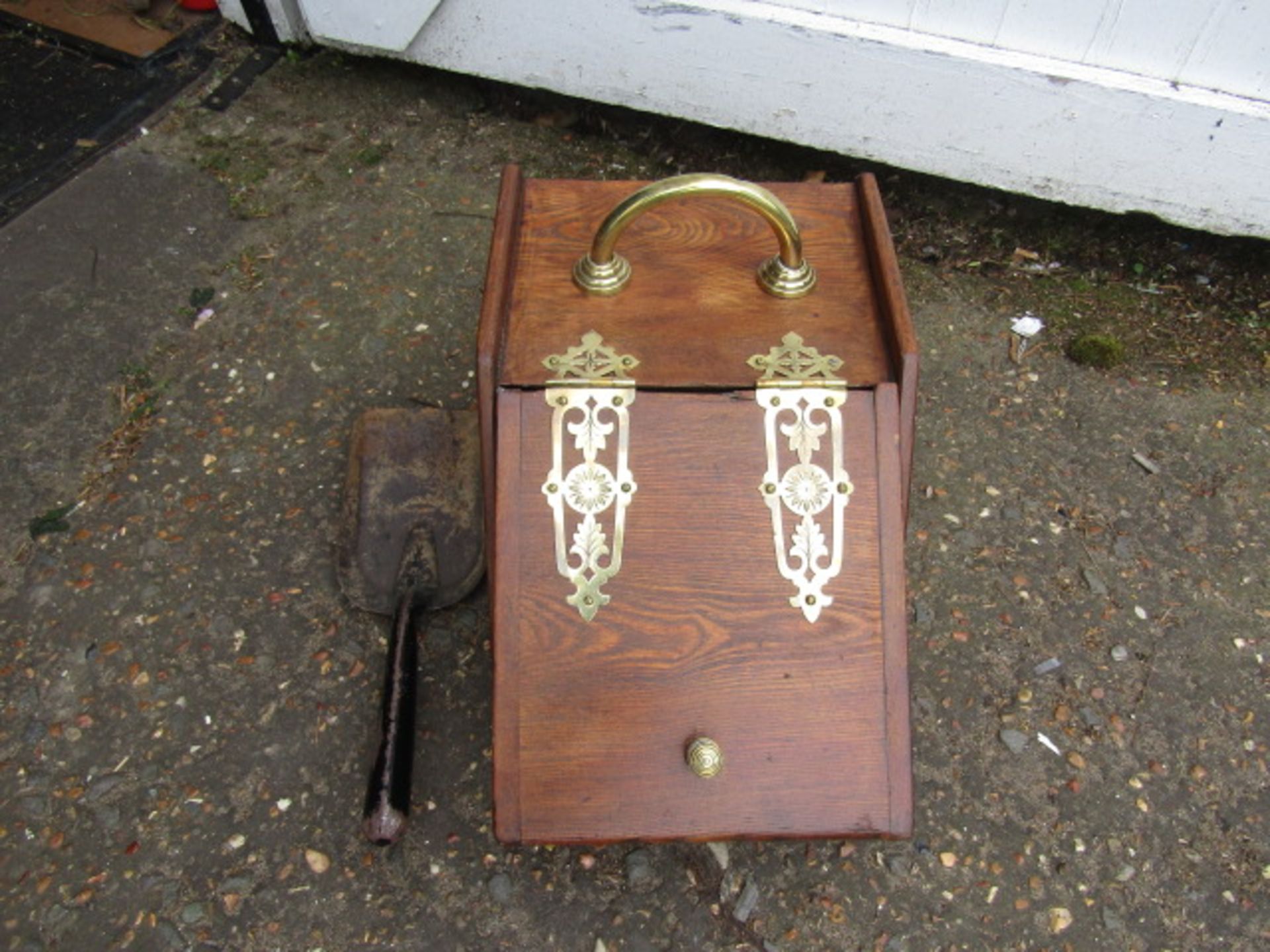 Coal scuttle (doesn't close) with shovel (doesn't fit in back rack) has coal inside! - Image 2 of 3