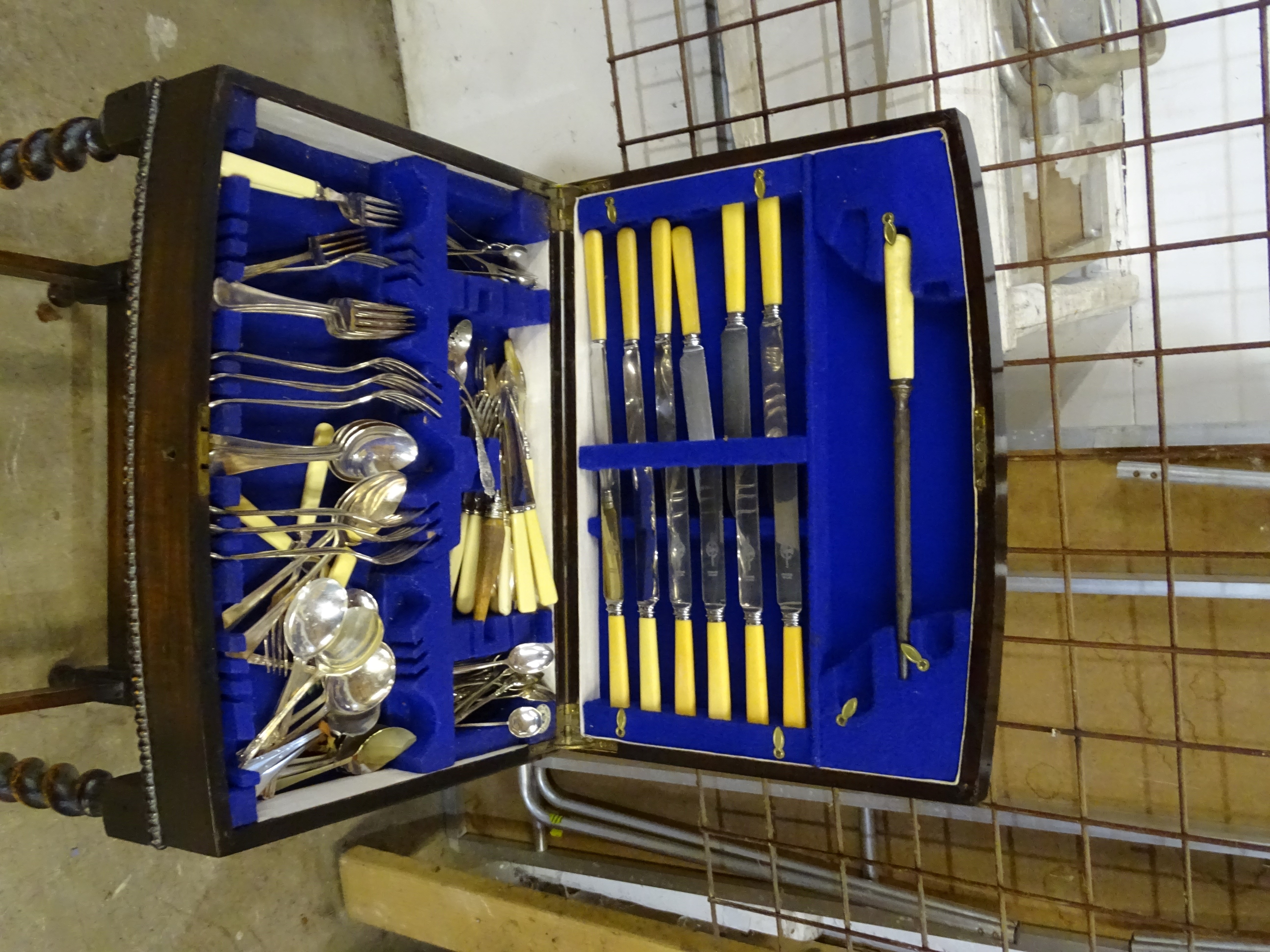 Oak cutlery canteen on barley twist legs with cutlery - Image 3 of 5