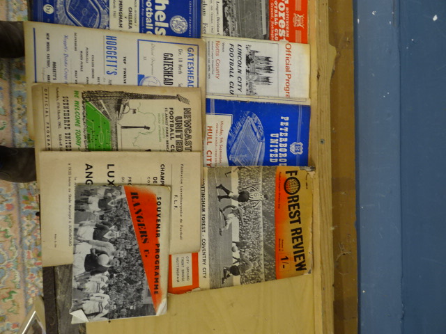 Over 40 mostly 1960's football programs to include England, Norwich and Chelsea etc - Image 13 of 16