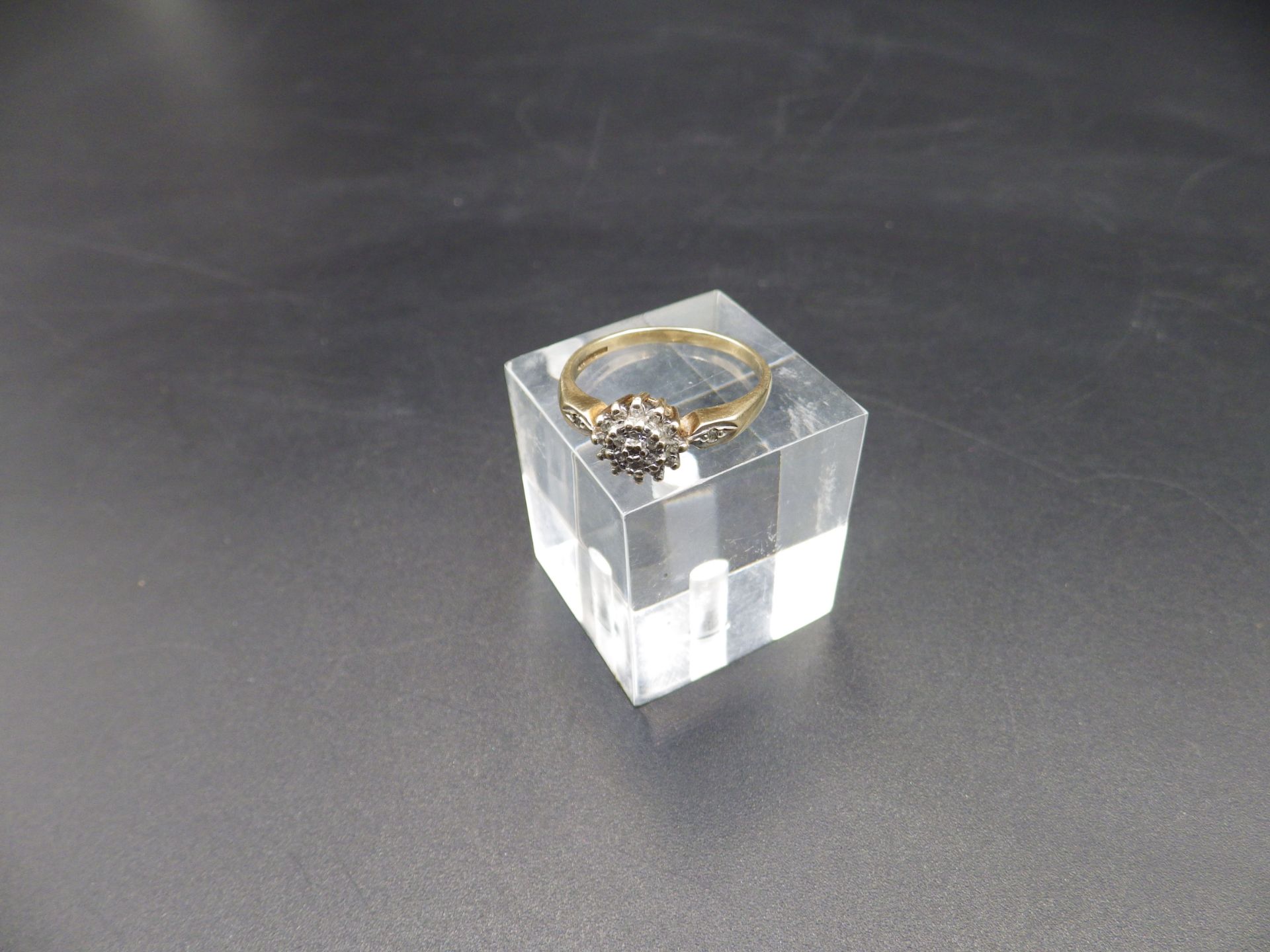 9ct gold diamond cluster ring size P, 2.13g Total weight. - Image 2 of 3