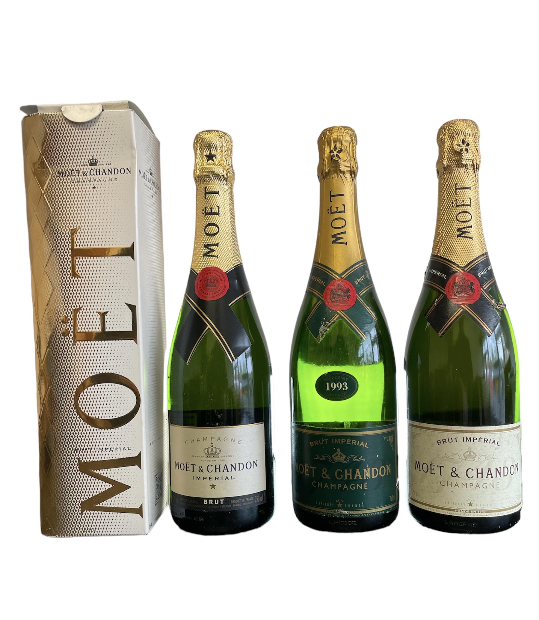 Three bottles of Moet & Chandon to include a 1993 bottle 12.5%vol. 75cl, bottle in box 12%vol.