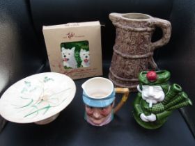 Sylvac toby jug, Hillstonia jug, Highland bar piper vase, a vintage footed bowl with reed design and