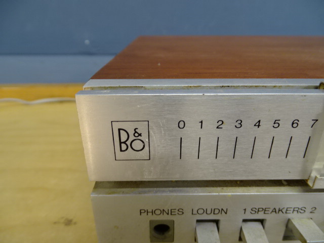Vintage Bang & Olufsen Beomaster 3000 tuner/amplifier from a house clearance (outer casing is - Image 2 of 7