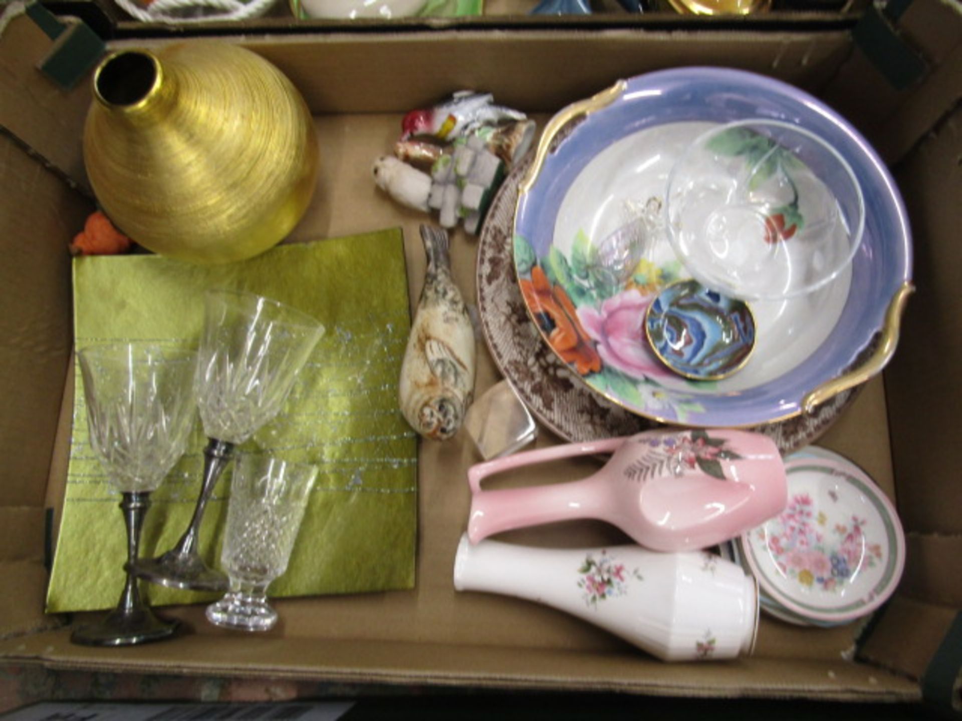 4 boxes various ceramics inc Royal Albert, Wade, Poole etc etc - Image 3 of 12