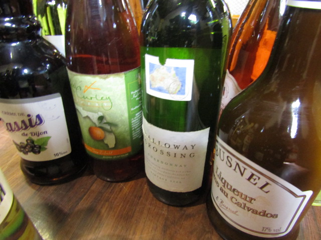 19 bottles of alcoholic drinks inc Limoncello, Sherry, wines etc - Image 2 of 6
