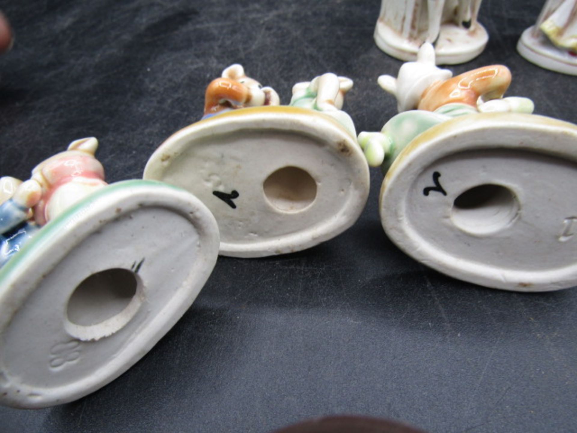 63 Wade Whimsies, ceramic horses and small figurines - Image 9 of 10