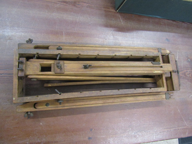 vintage easel