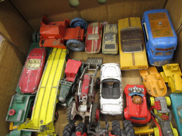 Tray die cast vehicles - Image 3 of 3
