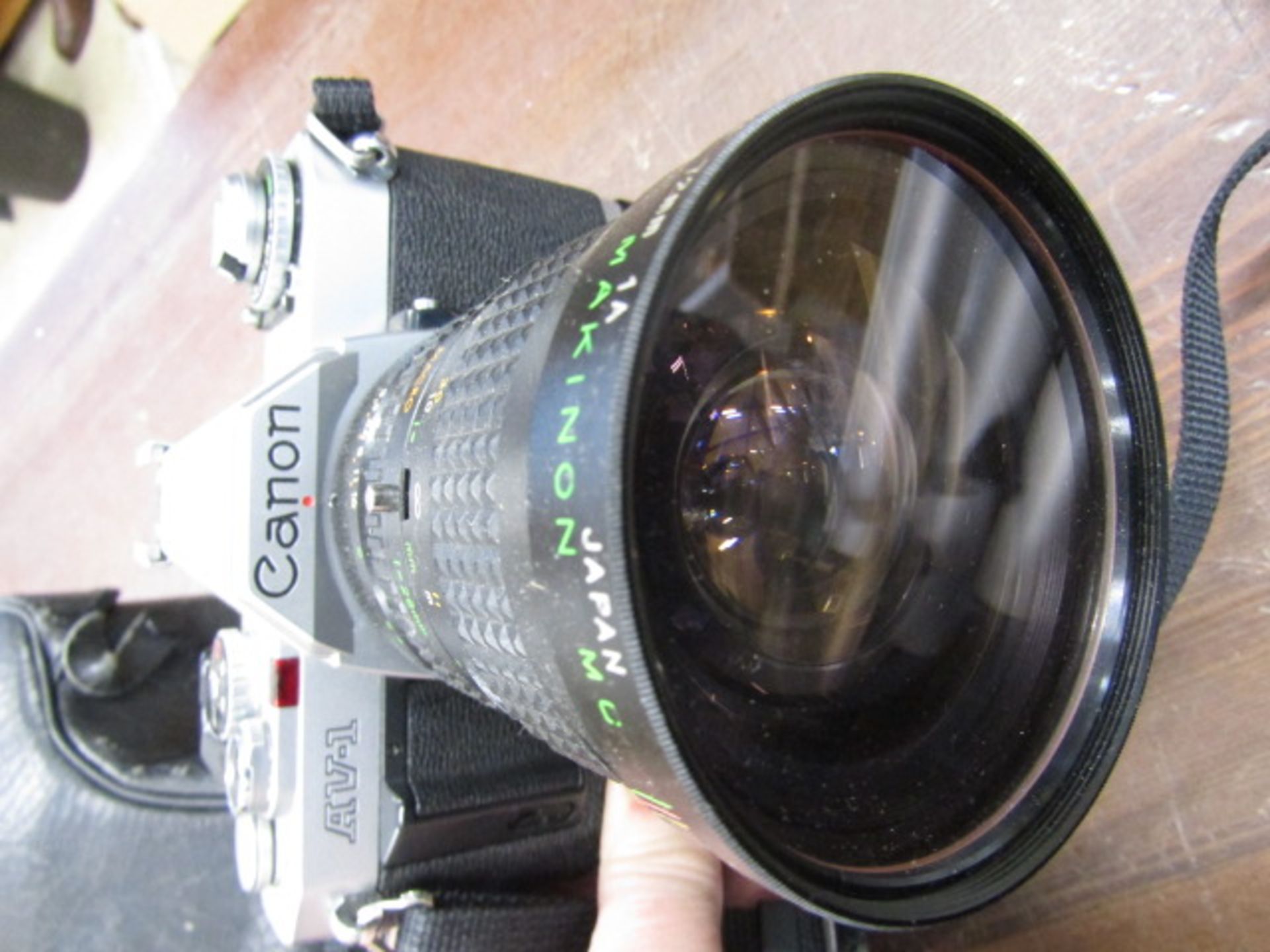 Various camera's, video camera and binoculars - Image 6 of 9