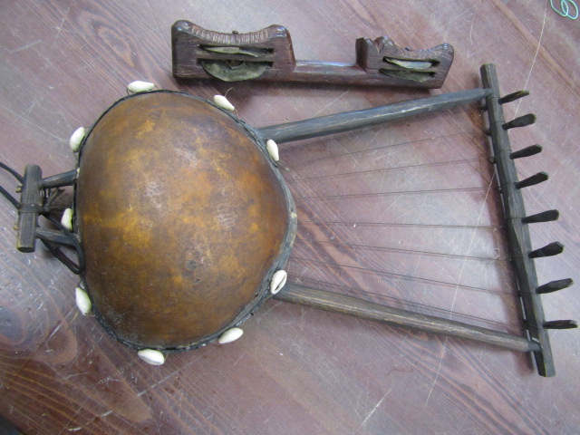 2 African instruments - Image 2 of 3