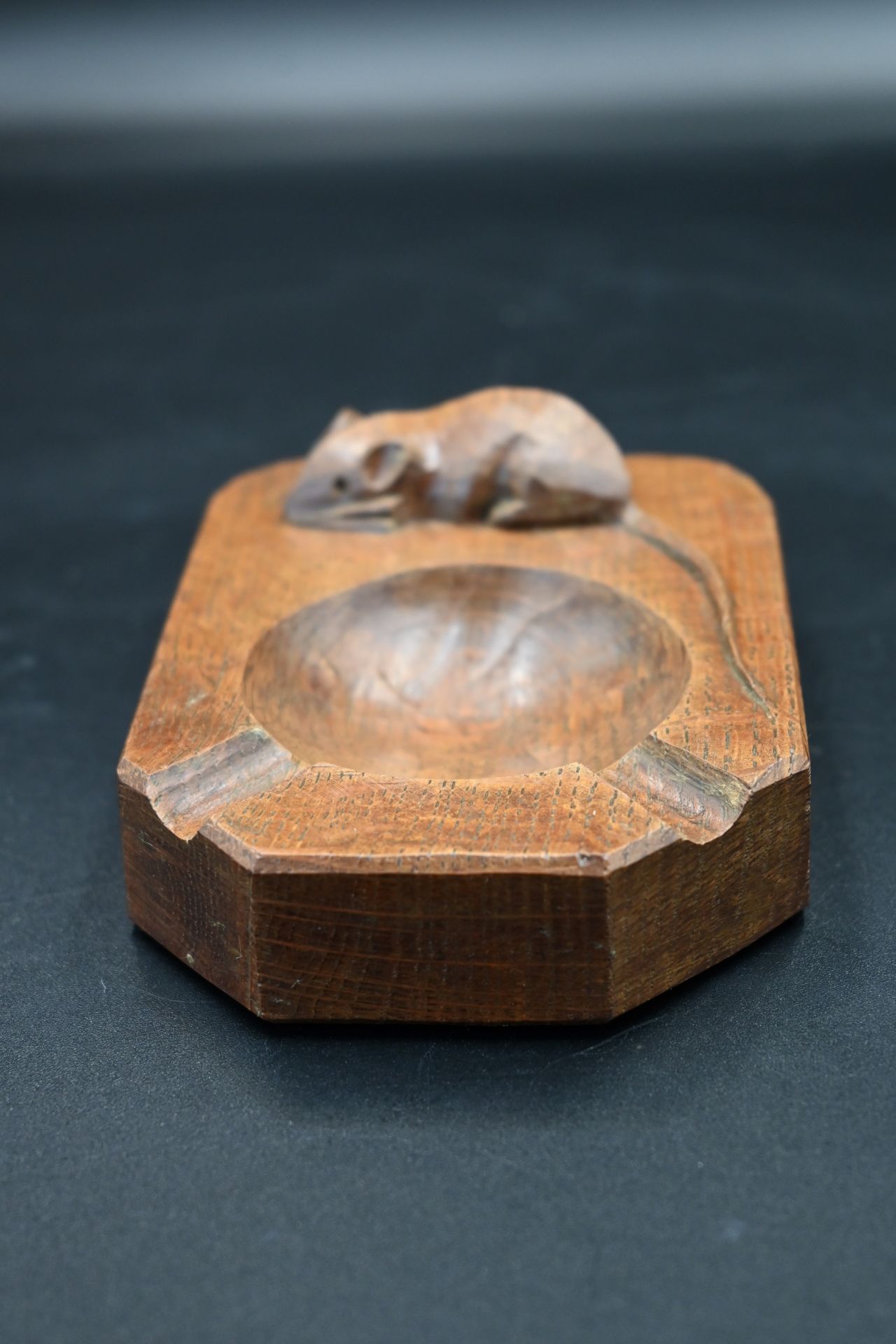 Mouseman - oak ashtray, canted rectangular form carved with a mouse signature, by the workshop of - Image 3 of 8