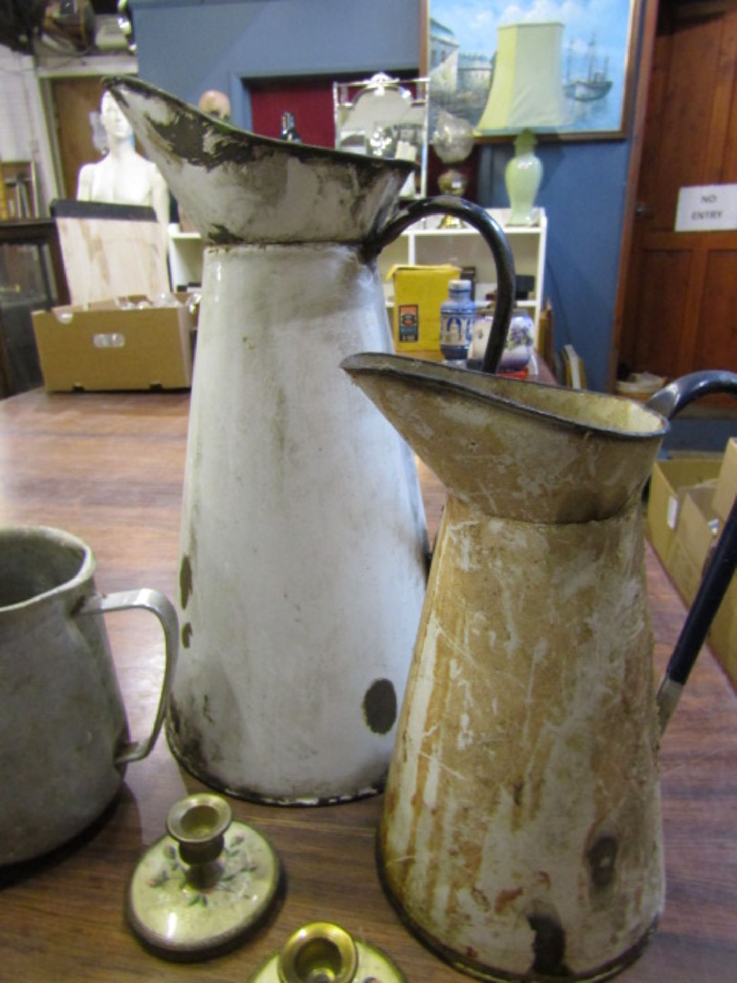 Enamel ware and metal jugs - Image 4 of 5