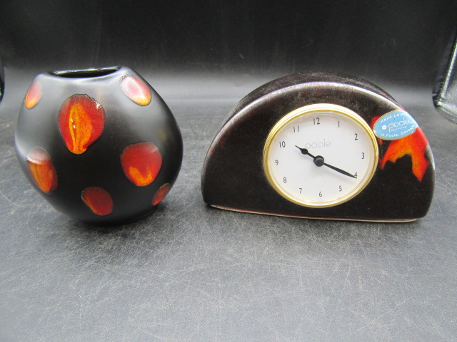 Poole pottery clock and vase 10cmH