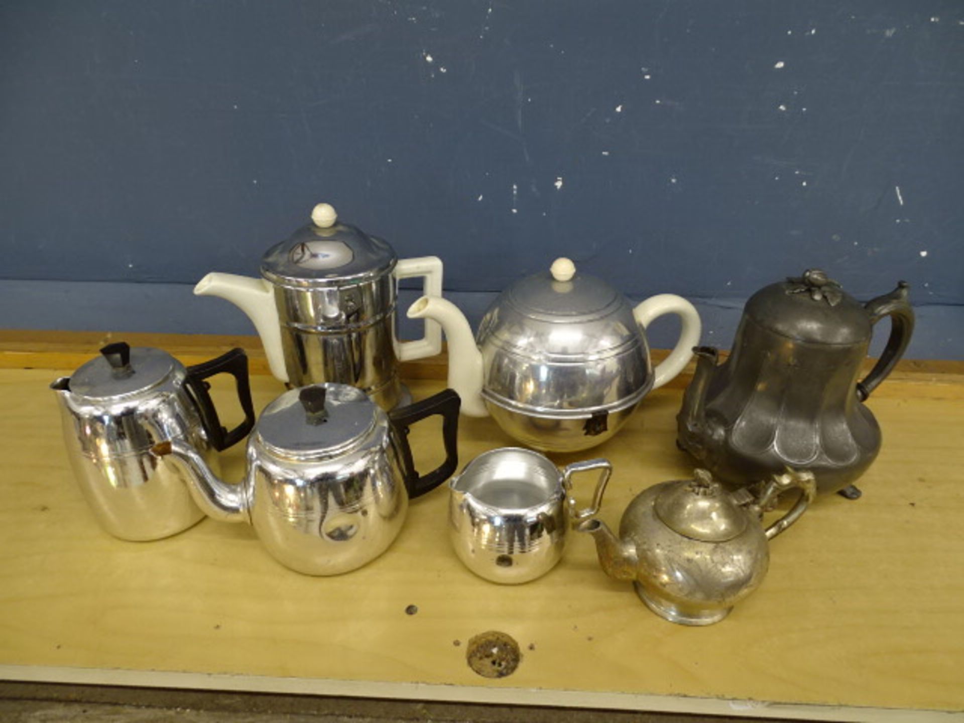 tea/coffee pots etc to include retro Heatmaster