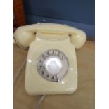 retro telephone