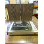 Philips record player and speakers (no plug)