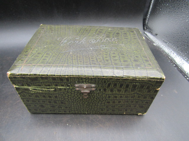 Antique sewing boxes inc Victorian fold out box - Bild 15 aus 17