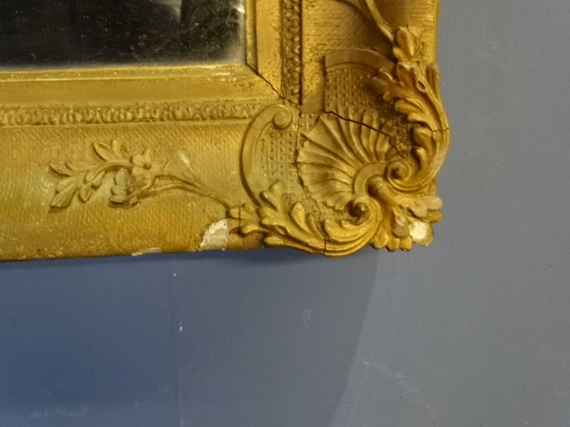 Ornate gilt framed wall mirror - Image 2 of 2