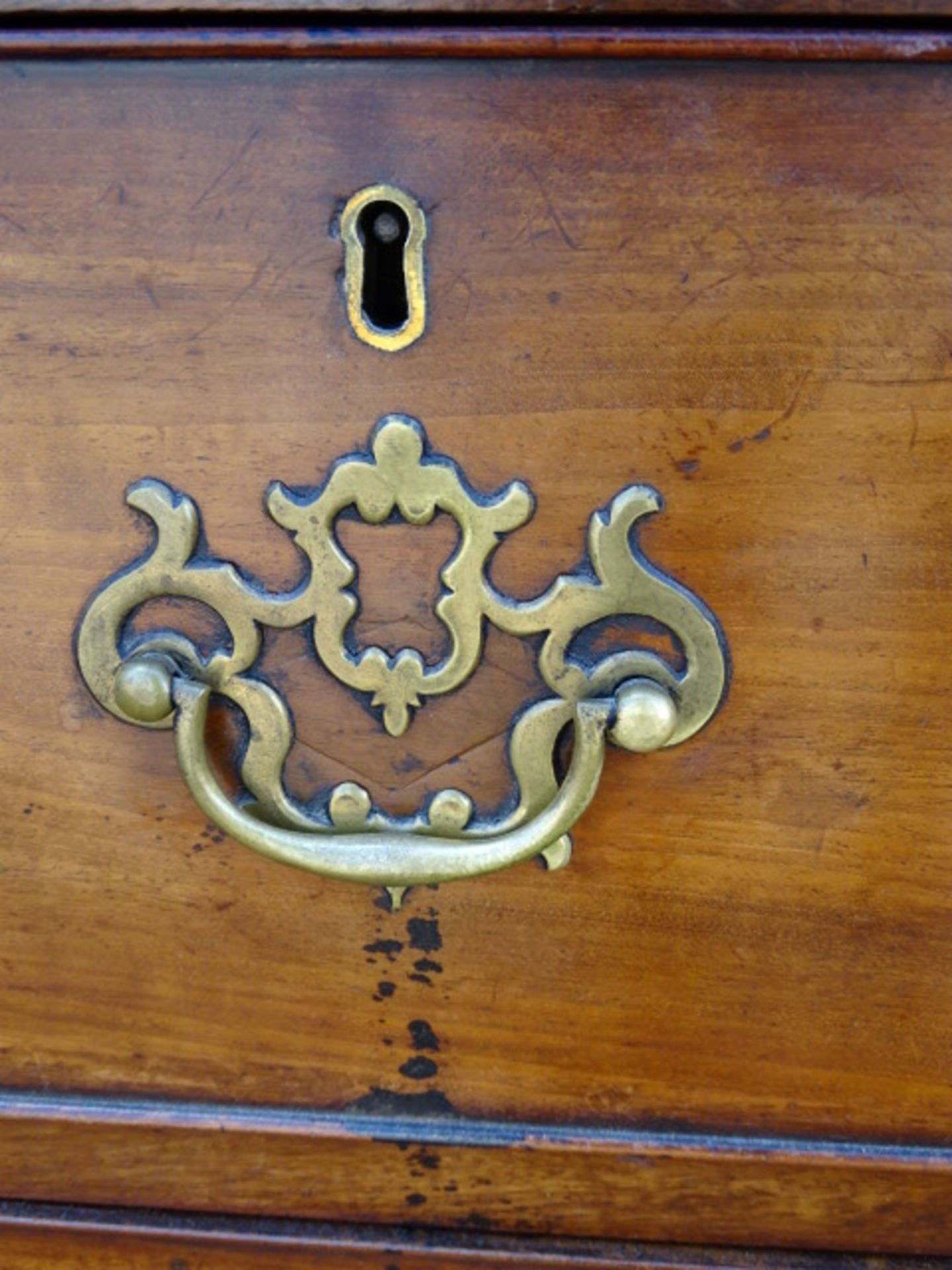 Mahogany linen press/cupboard with ornate brass handles 122cmW 208cmH 50cmD no key - Image 3 of 15