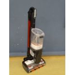 Shark Duo clean cordless vacuum cleaner with accessories in good working order