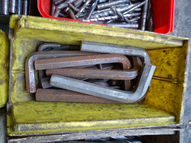Large lot of drill bits, Allen keys, chisels and tap and die etc - Image 7 of 7