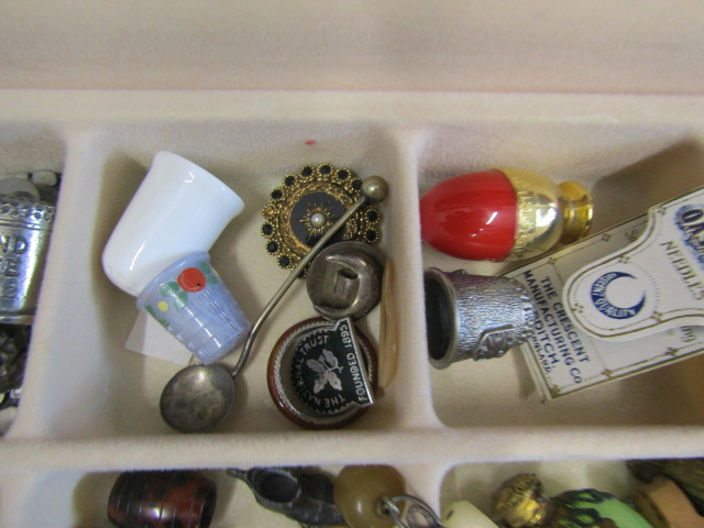 vintage sewing boxes with contents inc hatpins and small jade? dog - Image 5 of 19