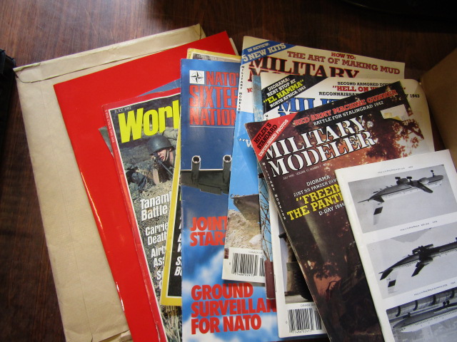 Airplane magazines, WW1/2 magazines, RAF Mildenhall booklets etc etc - Image 5 of 13