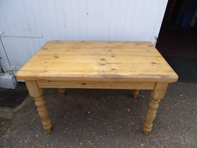 Pine kitchen table (legs unscrew for easy transport) H78cm Top 76cm x 122cm approx