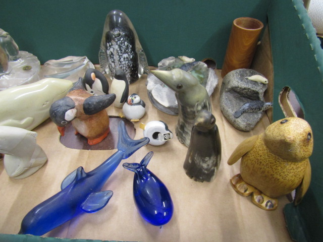 Penguin, whale collectables inc horn, onyx, ceramic and glass - Image 3 of 5