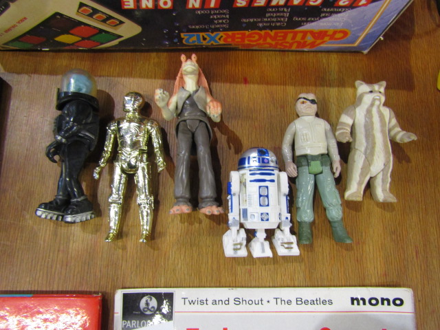 Star Wars figures, retro games console, Beatles single etc - Image 2 of 4