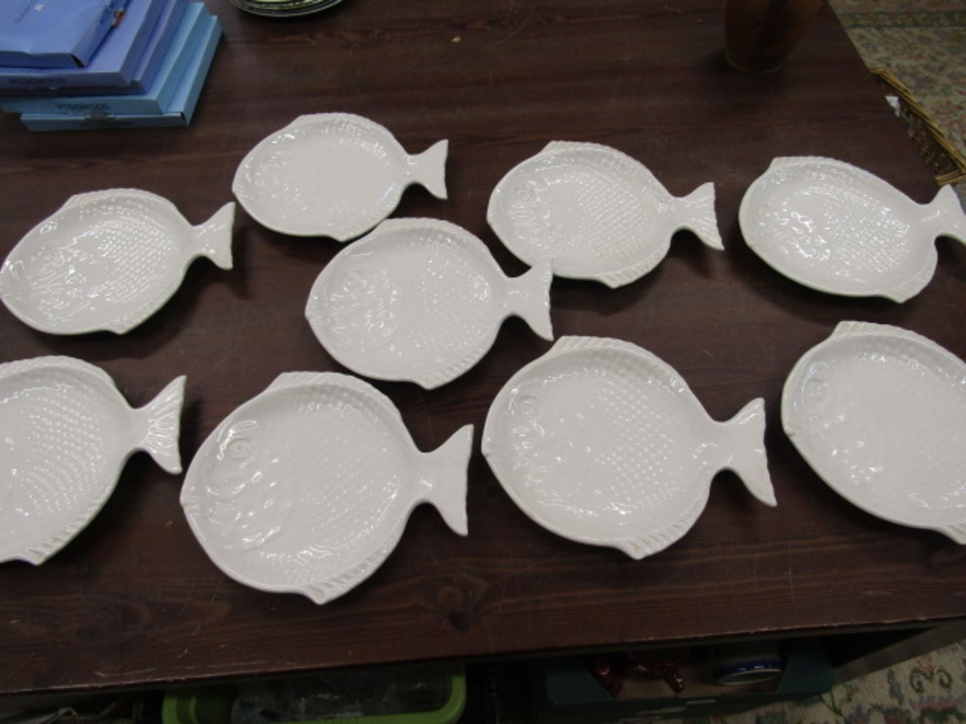 9 white fish plates