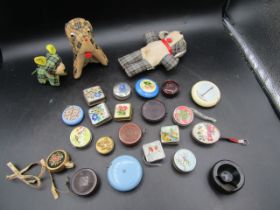 collection vintage measuring tapes