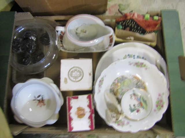 A stillage of china, glass and sundries stillage not included- all items must be removed. - Image 4 of 18