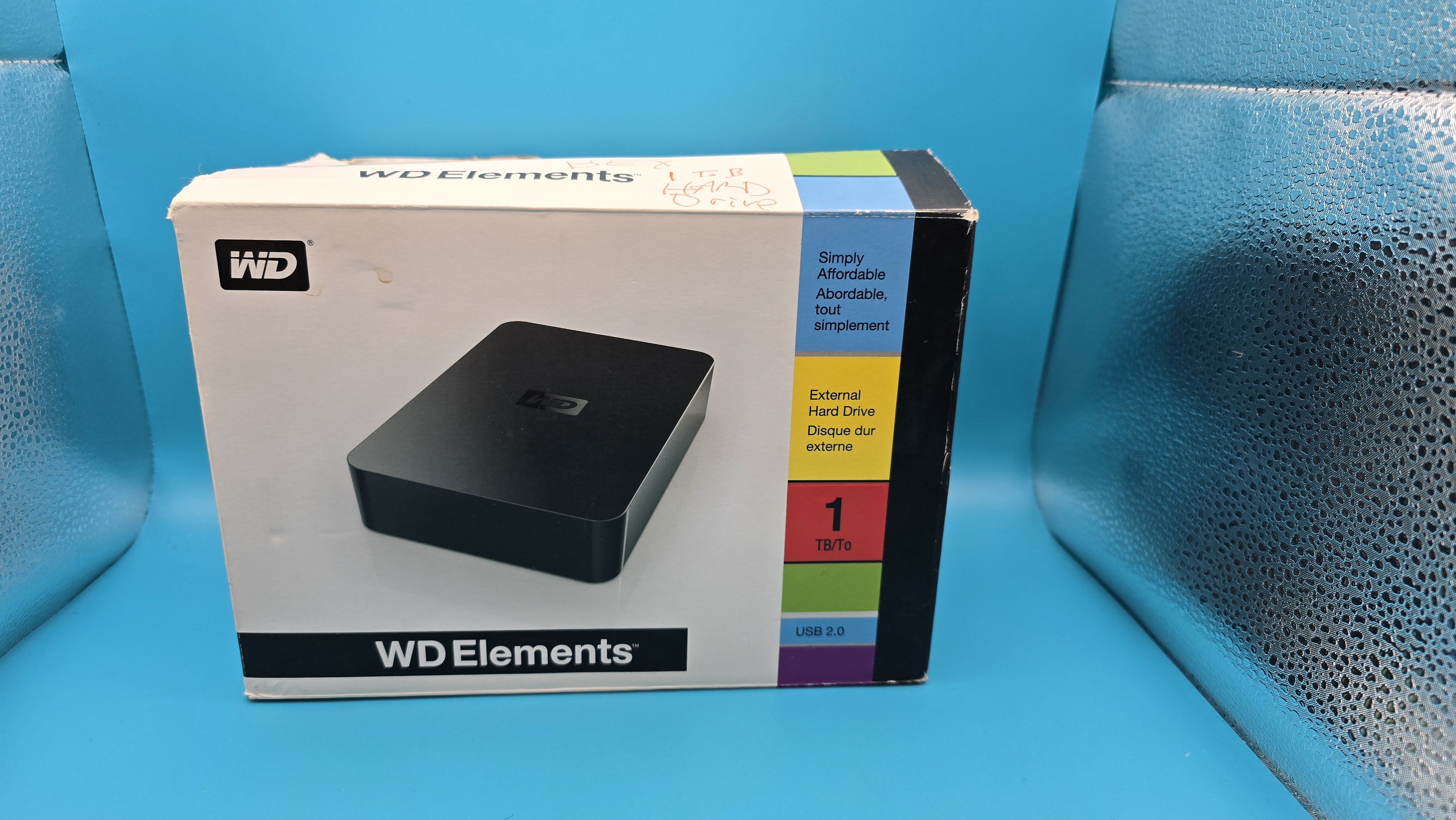 Western Digital Powered 1 TB portable hard disc drive - boxed and tested cables included
