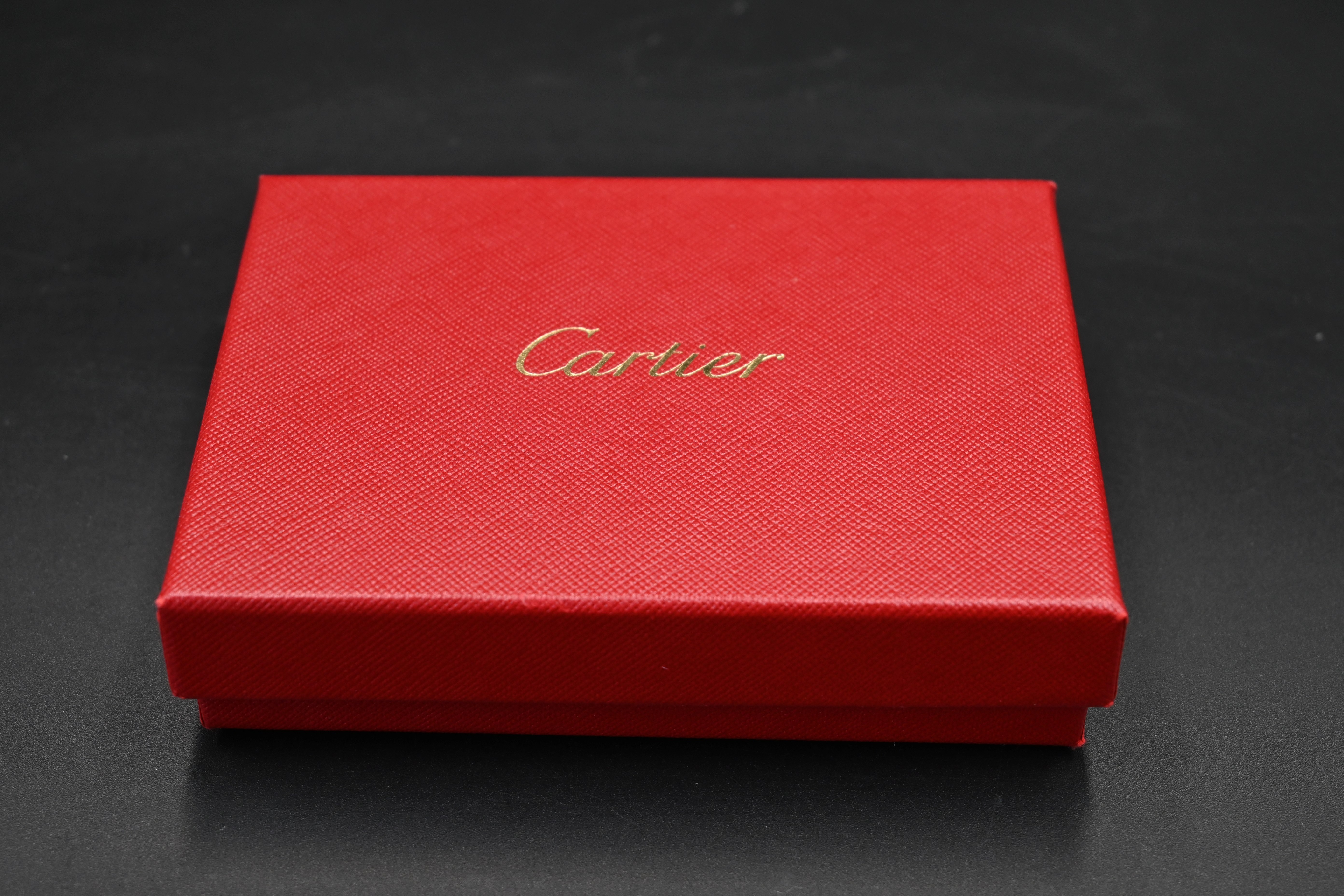 Cartier calf skin leather credit card wallet embossed with makers logo to centre,and with gold - Image 7 of 7