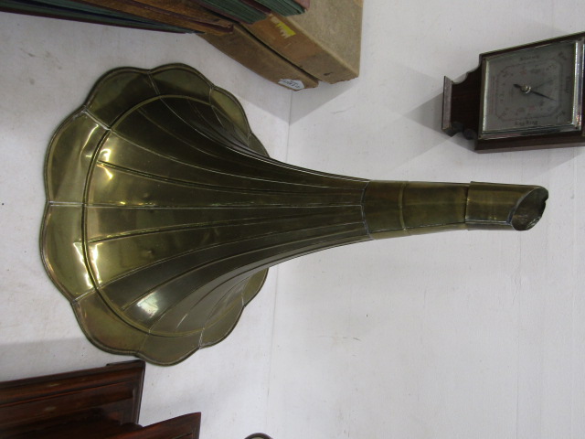 HMV gramophone with horn, a collection of Gilbert & Sullivan 78's and 2 boxes 78's - Image 6 of 15
