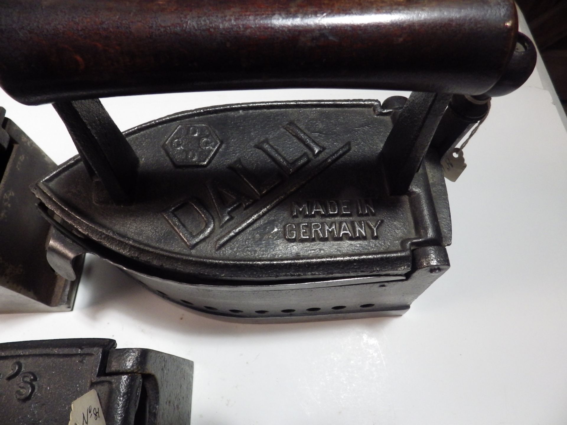 3 Charcoal box irons to incl Royles Patent Manchester fuel iron, Dalli made in germany etc - Image 2 of 4